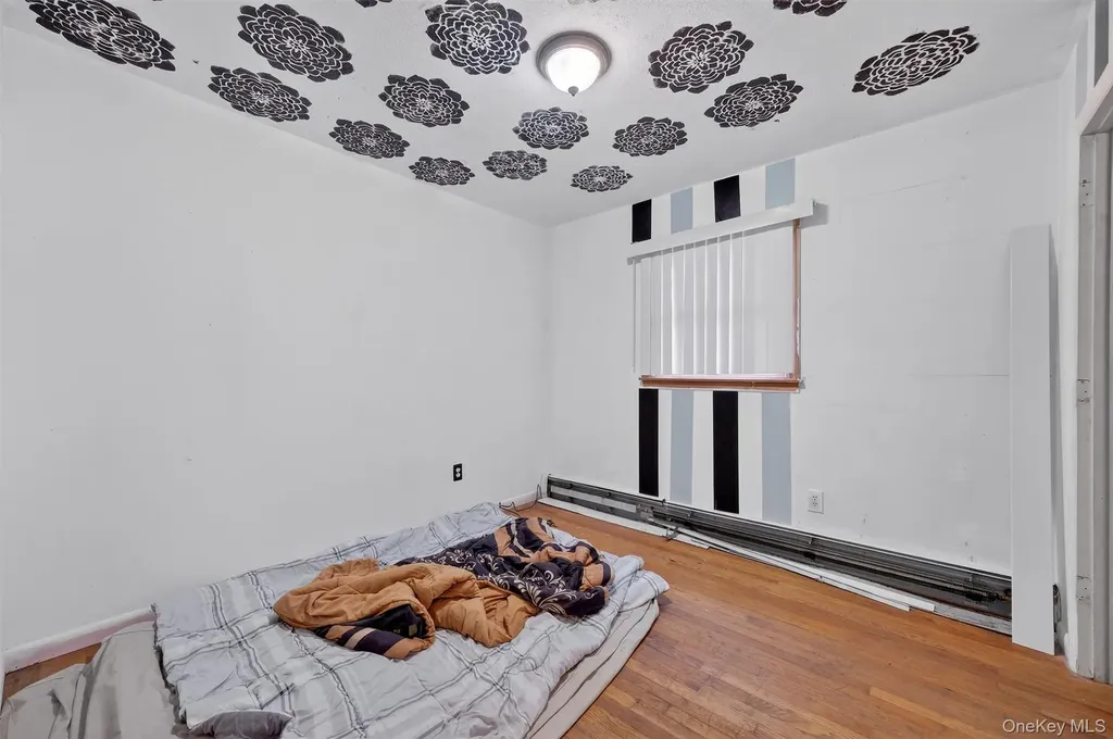 12 Robert Drive Hyde Park NY 12538