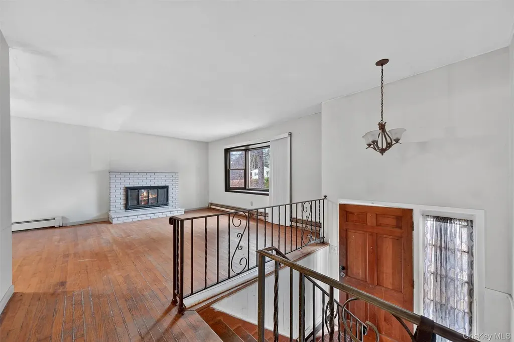 12 Robert Drive Hyde Park NY 12538