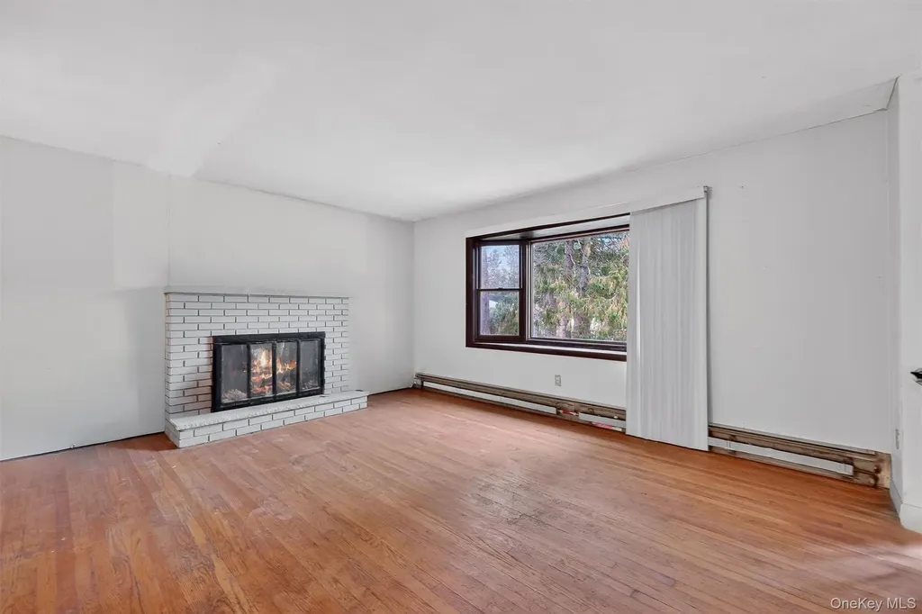 12 Robert Drive Hyde Park NY 12538