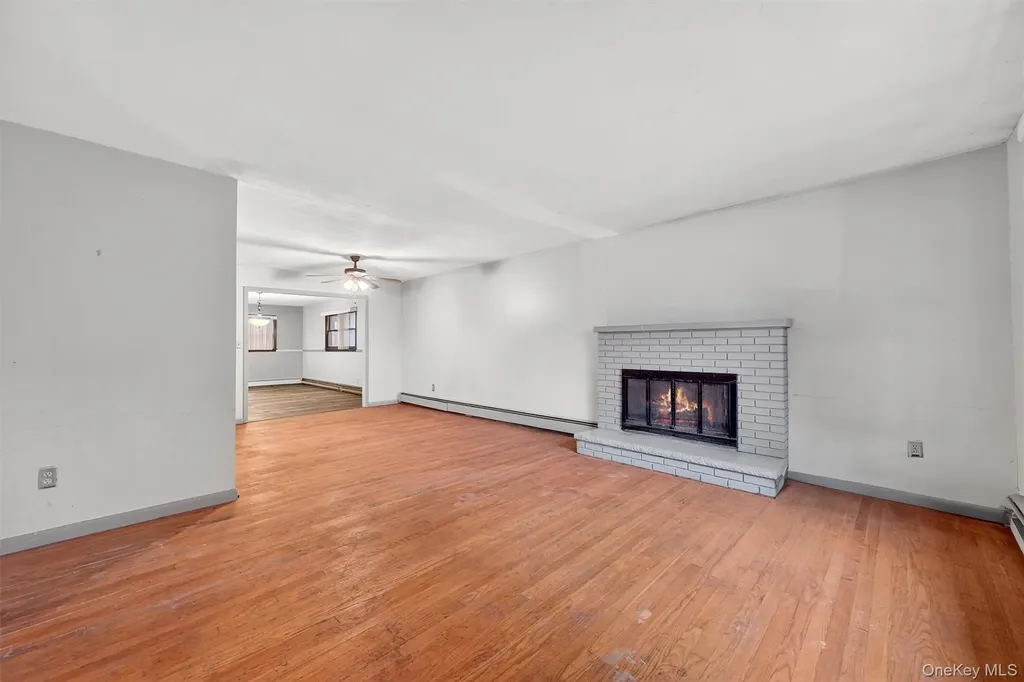 12 Robert Drive Hyde Park NY 12538