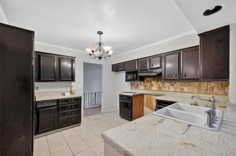 12 Robert Drive Hyde Park NY 12538