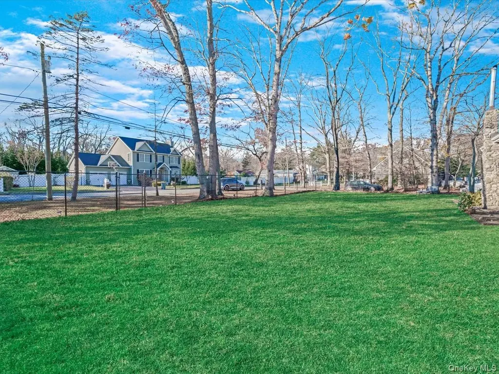 29 Parkside Avenue Miller Place NY 11764
