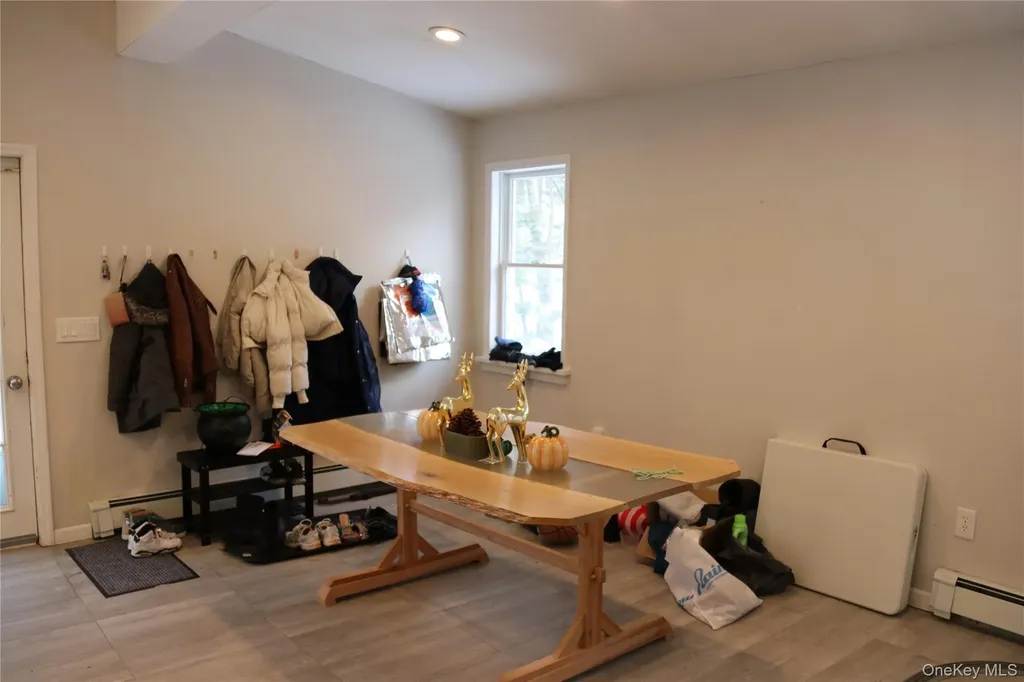 741 Peenpack Trail Sparrowbush NY 12780