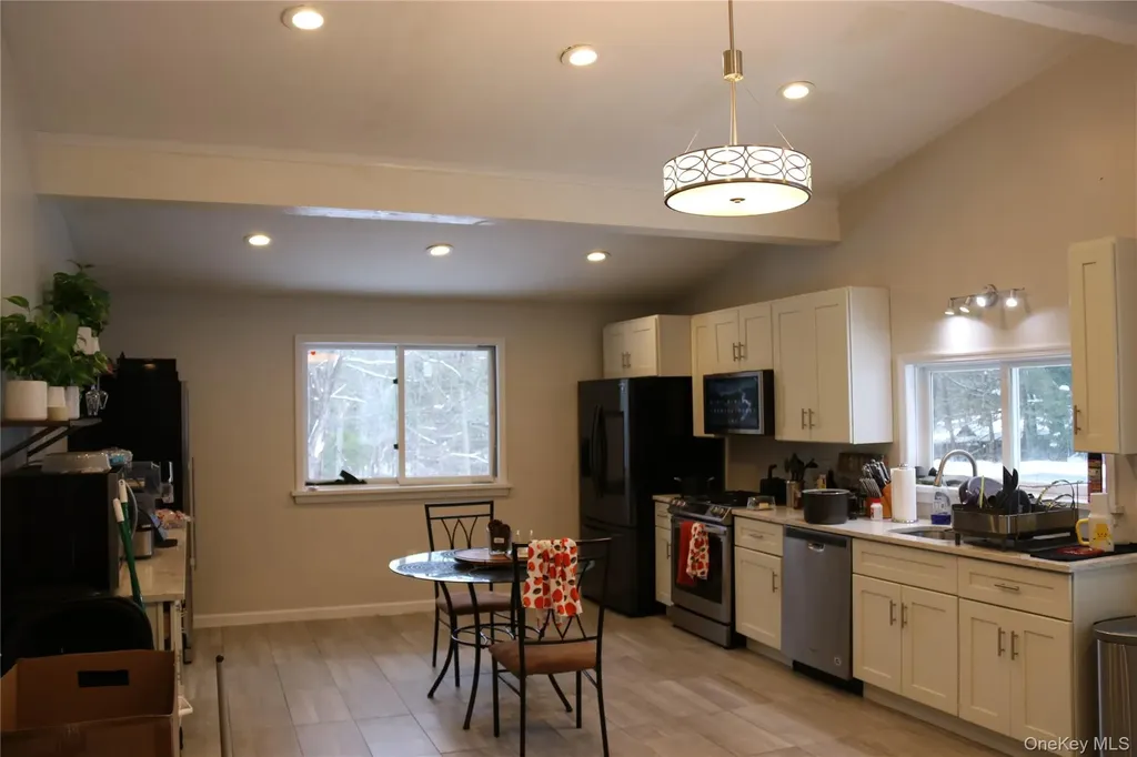 741 Peenpack Trail Sparrowbush NY 12780