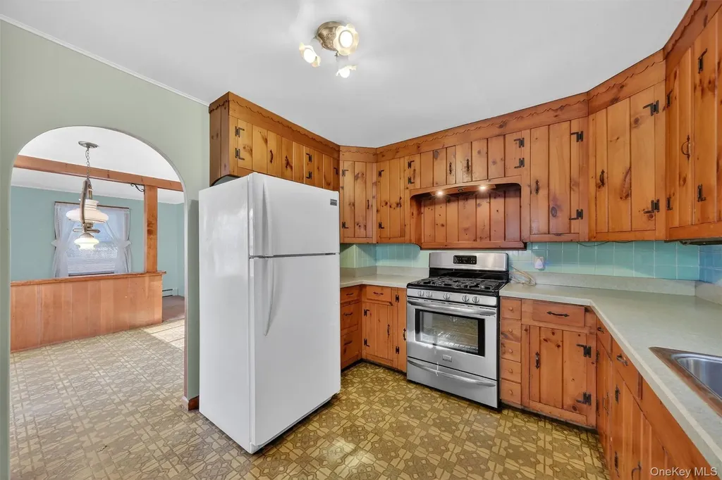 69 Beacon Street Beacon NY 12508