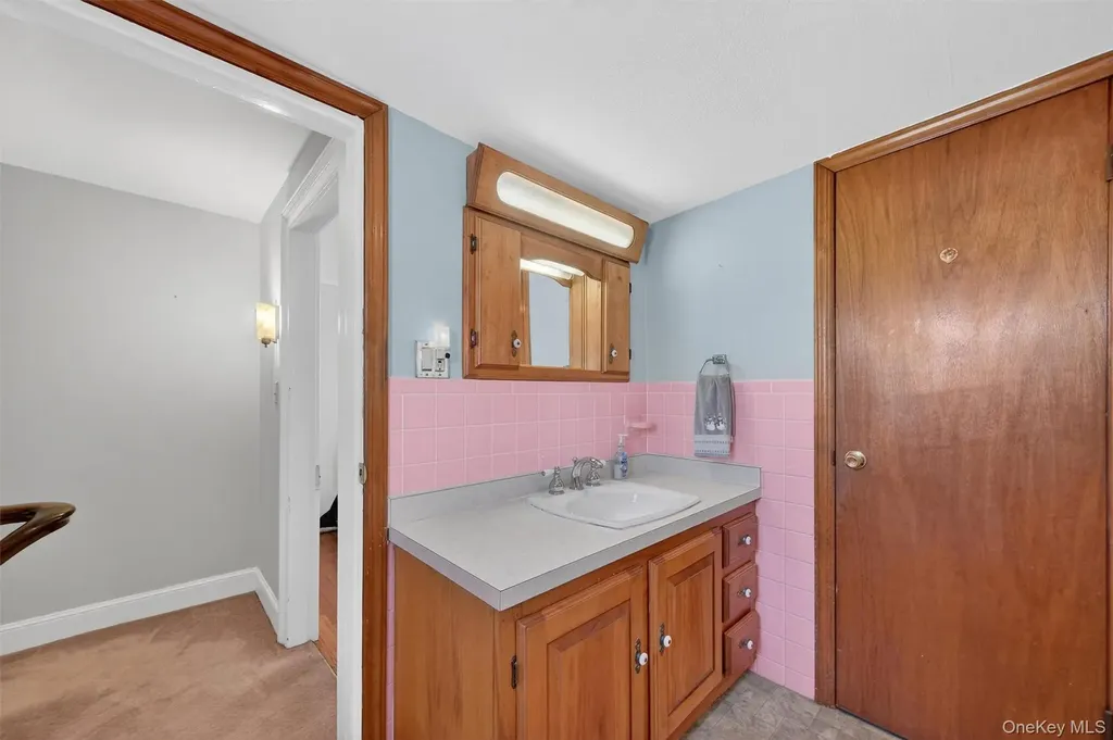 69 Beacon Street Beacon NY 12508