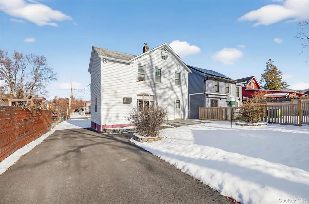 69 Beacon Street Beacon NY 12508