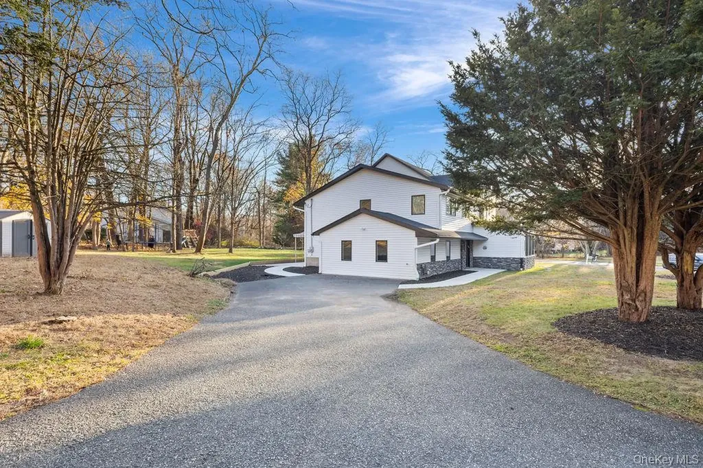 9 Wendover Lane Suffern NY 10901