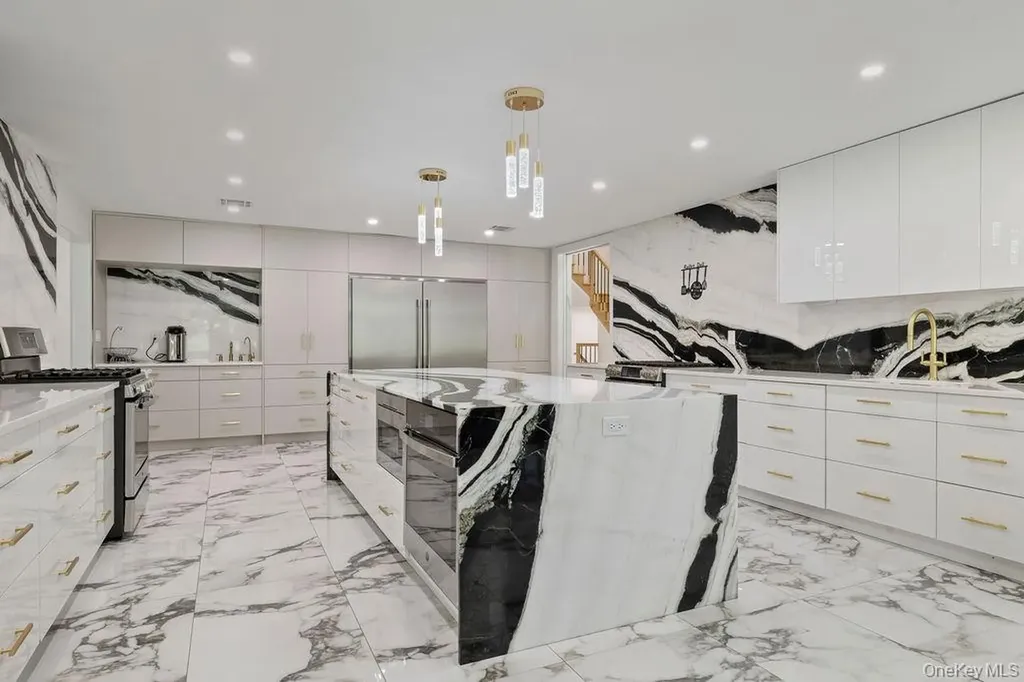 9 Wendover Lane Suffern NY 10901