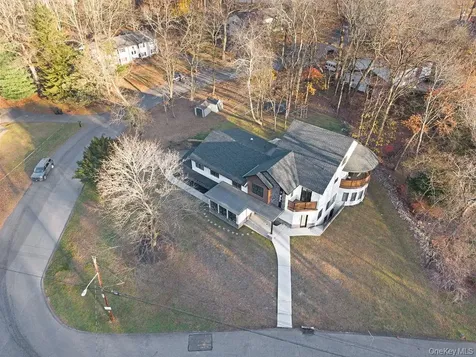 9 Wendover Lane Suffern NY 10901