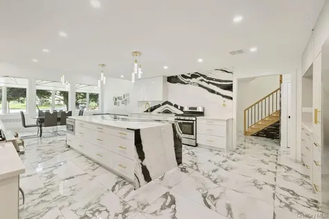 9 Wendover Lane Suffern NY 10901