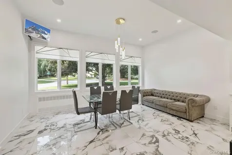 9 Wendover Lane Suffern NY 10901