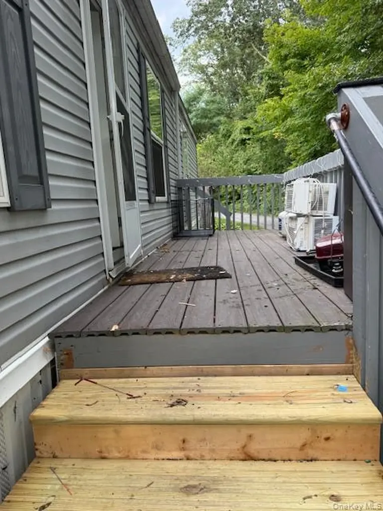701 Sawkill Kingston NY 12340