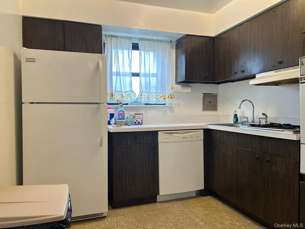 122 Sneden Place Spring Valley NY 10977