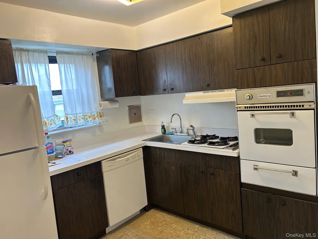 122 Sneden Place Spring Valley NY 10977