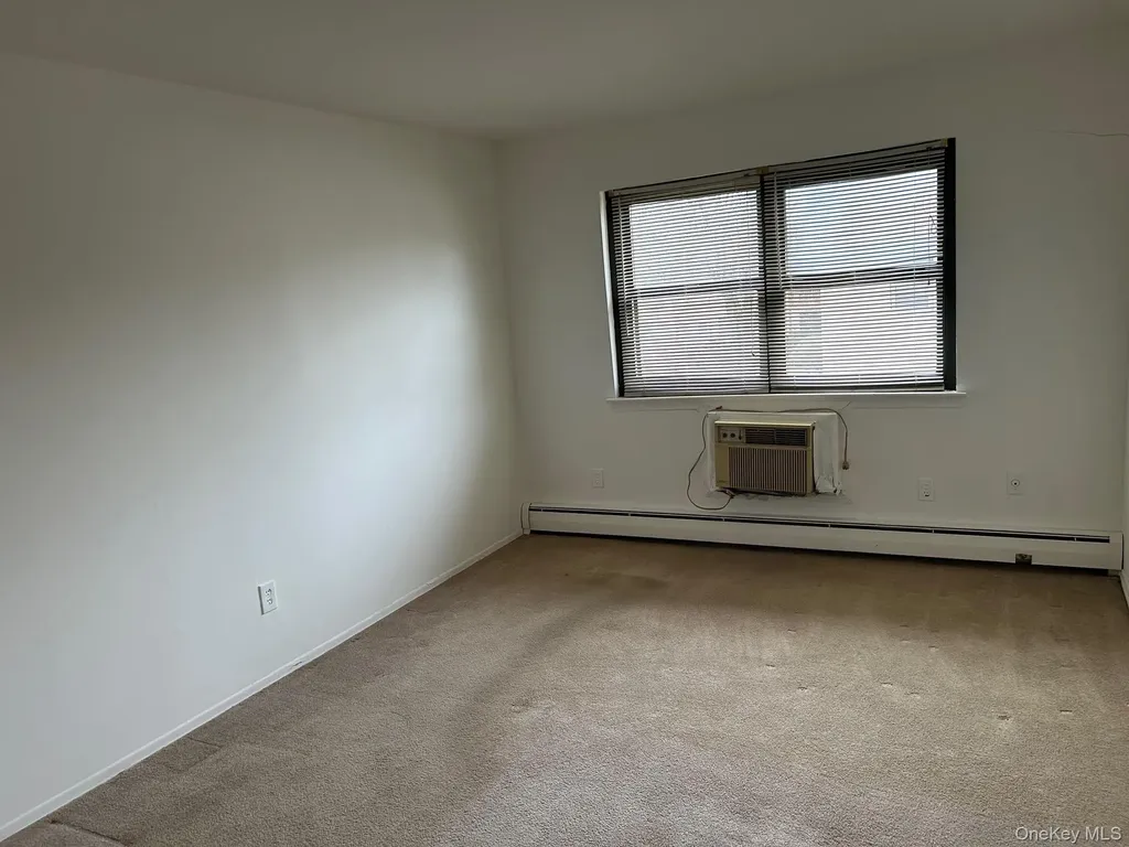122 Sneden Place Spring Valley NY 10977