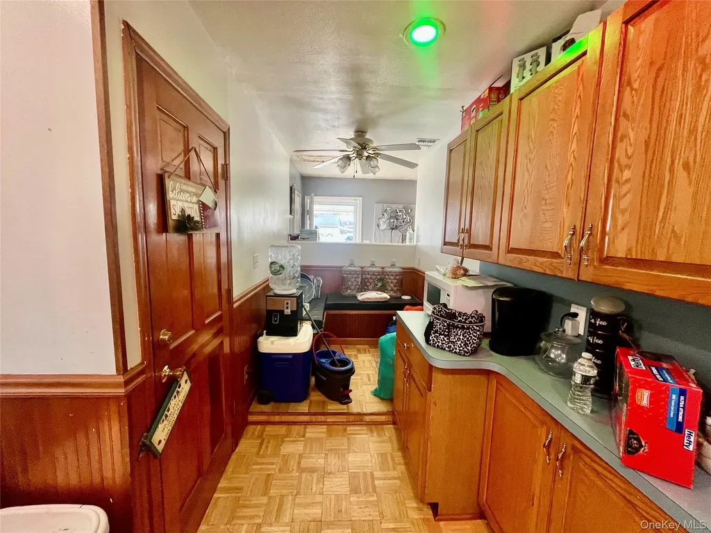 45 Amsterdam Avenue West Babylon NY 11704