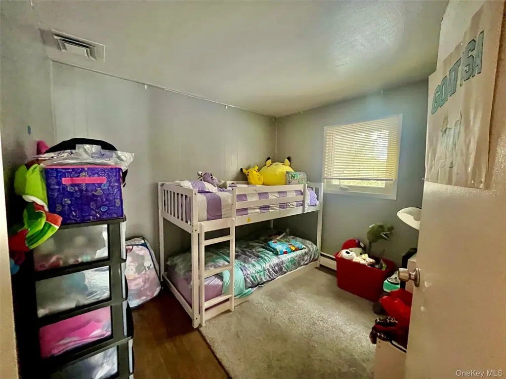 45 Amsterdam Avenue West Babylon NY 11704