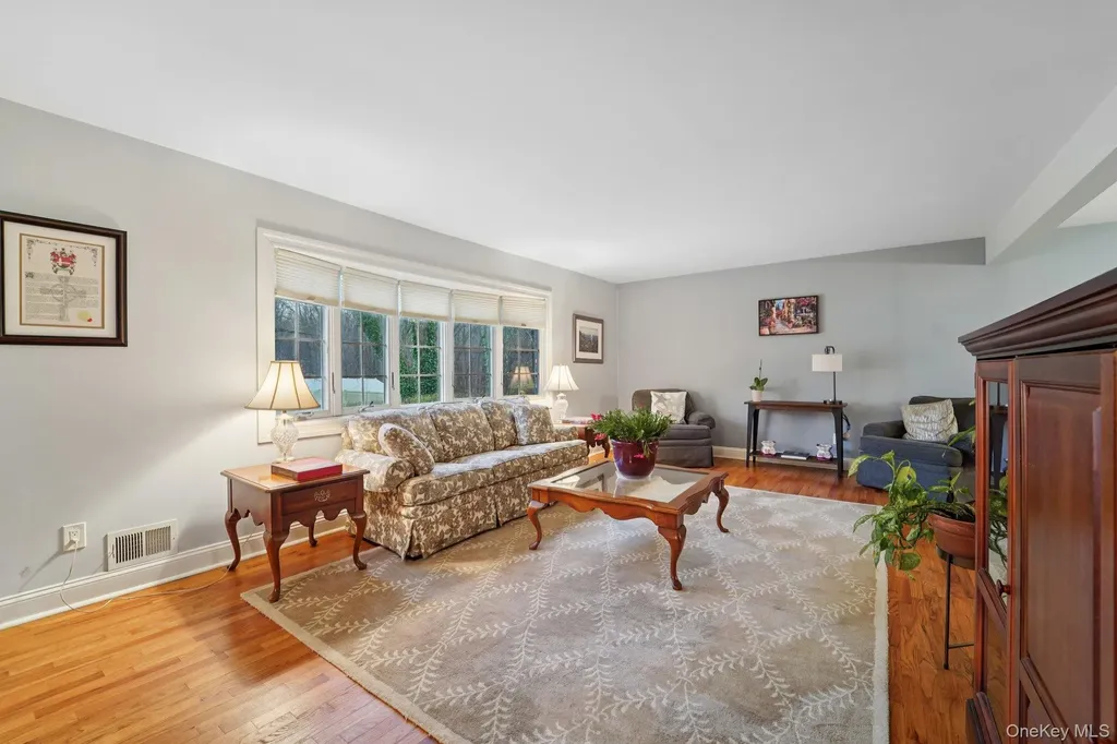 84 Townline Road Nanuet NY 10954