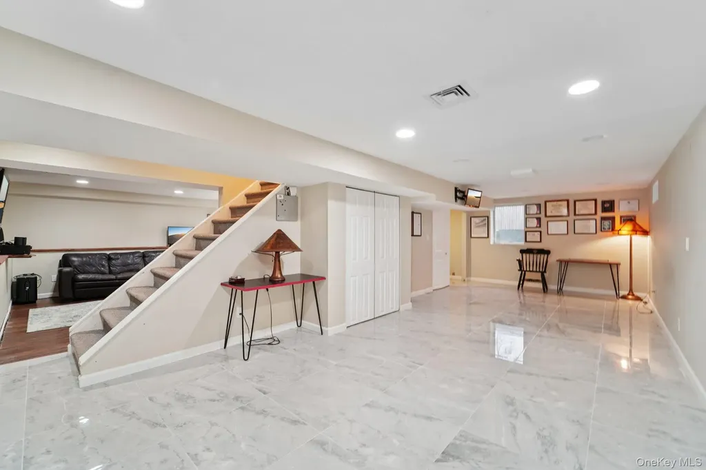 84 Townline Road Nanuet NY 10954