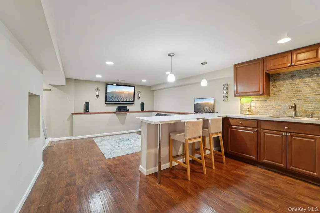 84 Townline Road Nanuet NY 10954