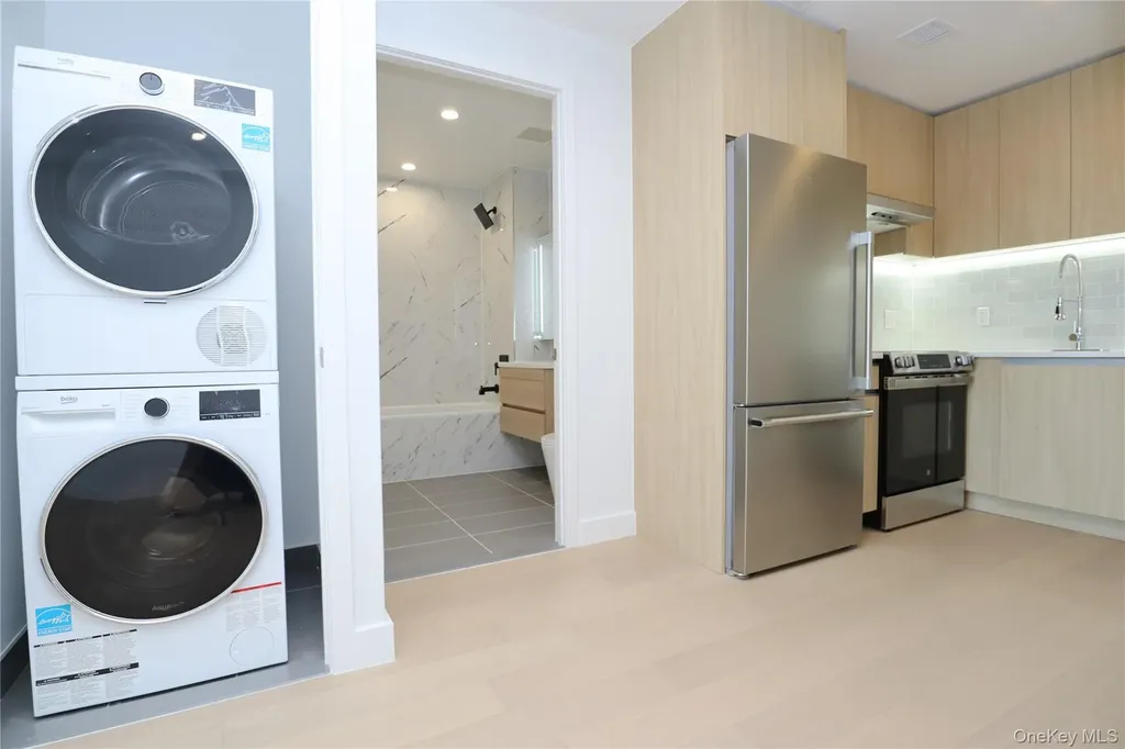 15002 Northern Boulevard Flushing NY 11354