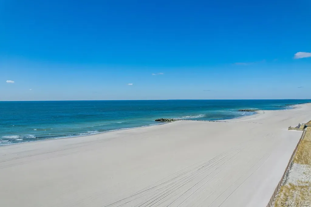 1107 Ocean Boulevard Long Beach NY 11561