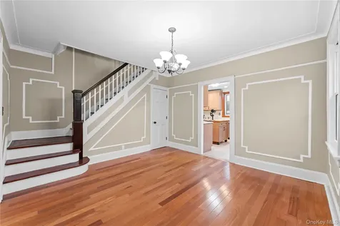 247-23 91st Avenue Bellerose NY 11426