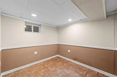 247-23 91st Avenue Bellerose NY 11426