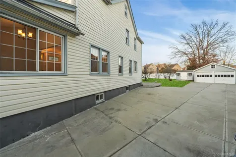 247-23 91st Avenue Bellerose NY 11426