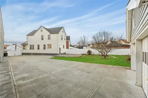 247-23 91st Avenue Bellerose NY 11426