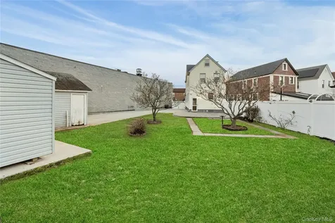 247-23 91st Avenue Bellerose NY 11426