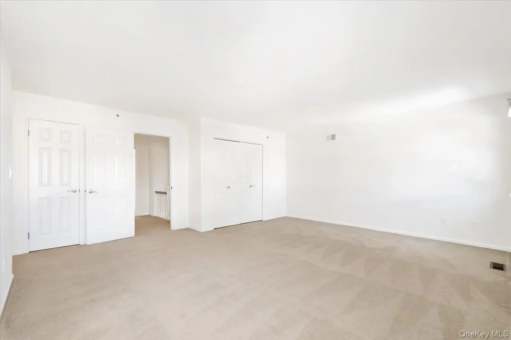 39 Alex Drive White Plains NY 10605