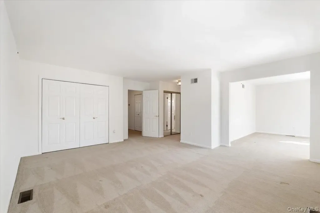 39 Alex Drive White Plains NY 10605