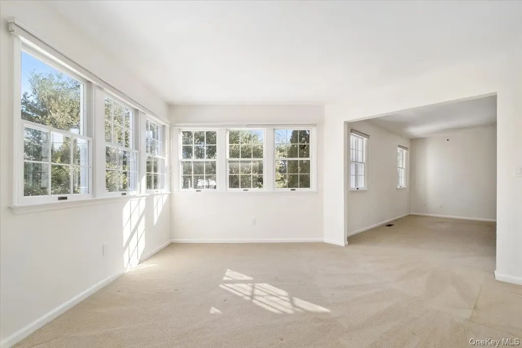 39 Alex Drive White Plains NY 10605
