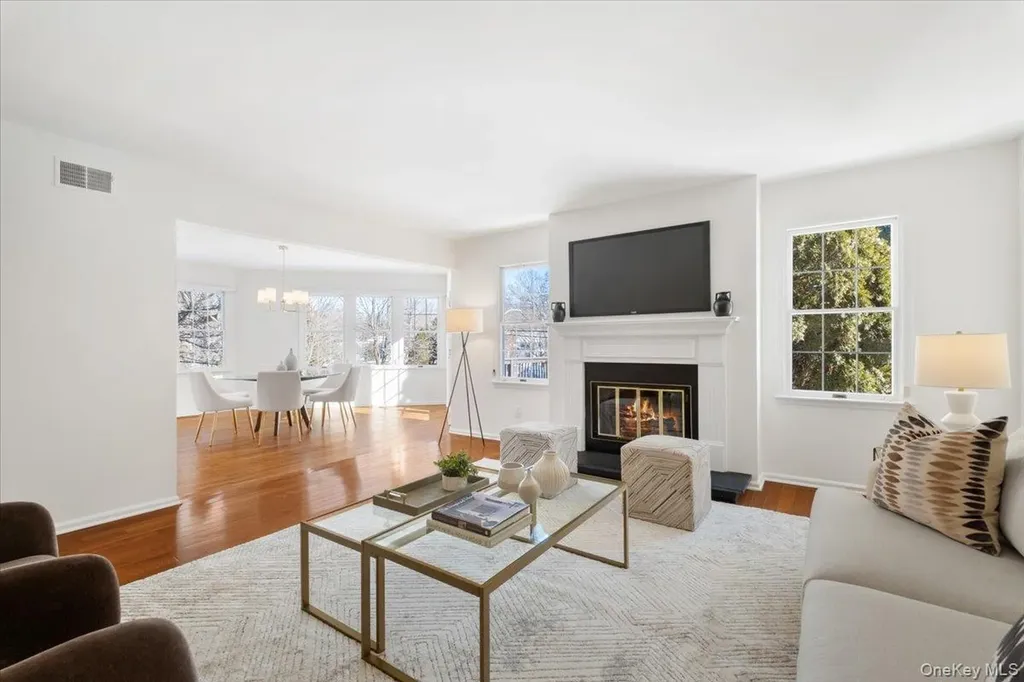 39 Alex Drive White Plains NY 10605