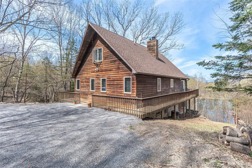 461 Route 199 Red Hook NY 12571