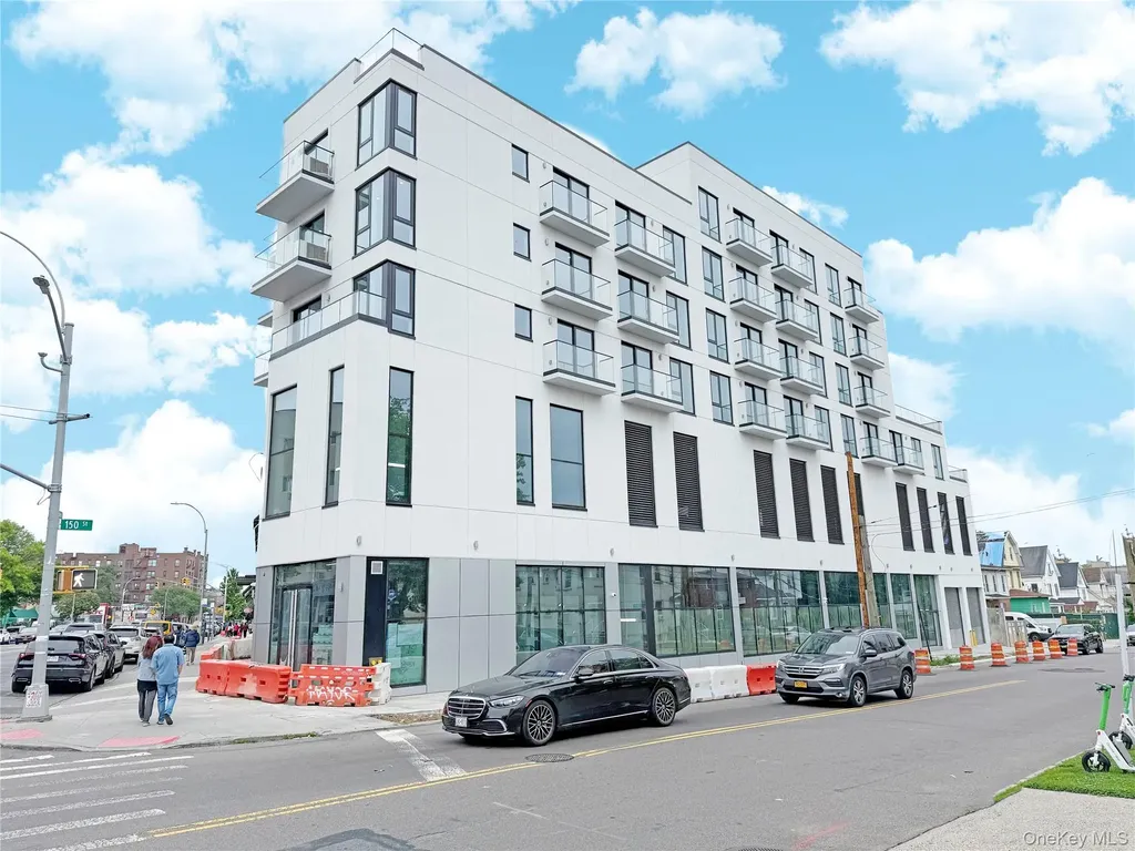 15002 Northern Boulevard Flushing NY 11354