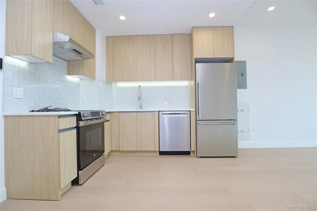 15002 Northern Boulevard Flushing NY 11354