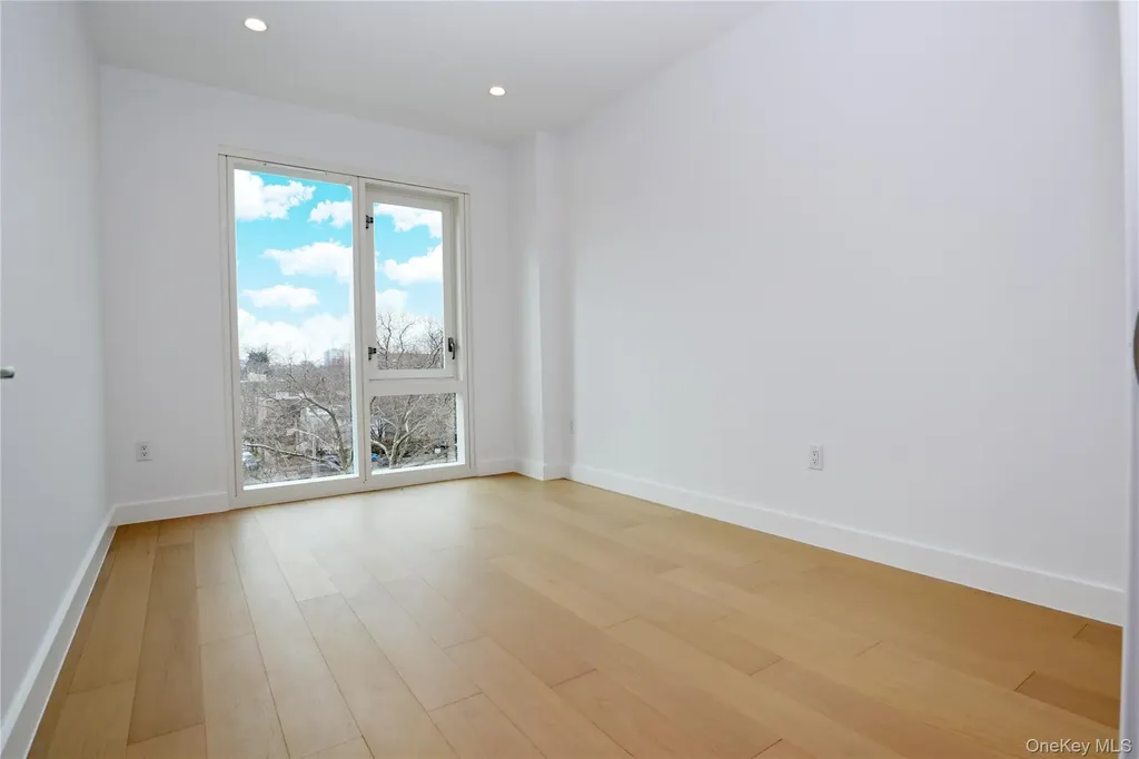 15002 Northern Boulevard Flushing NY 11354
