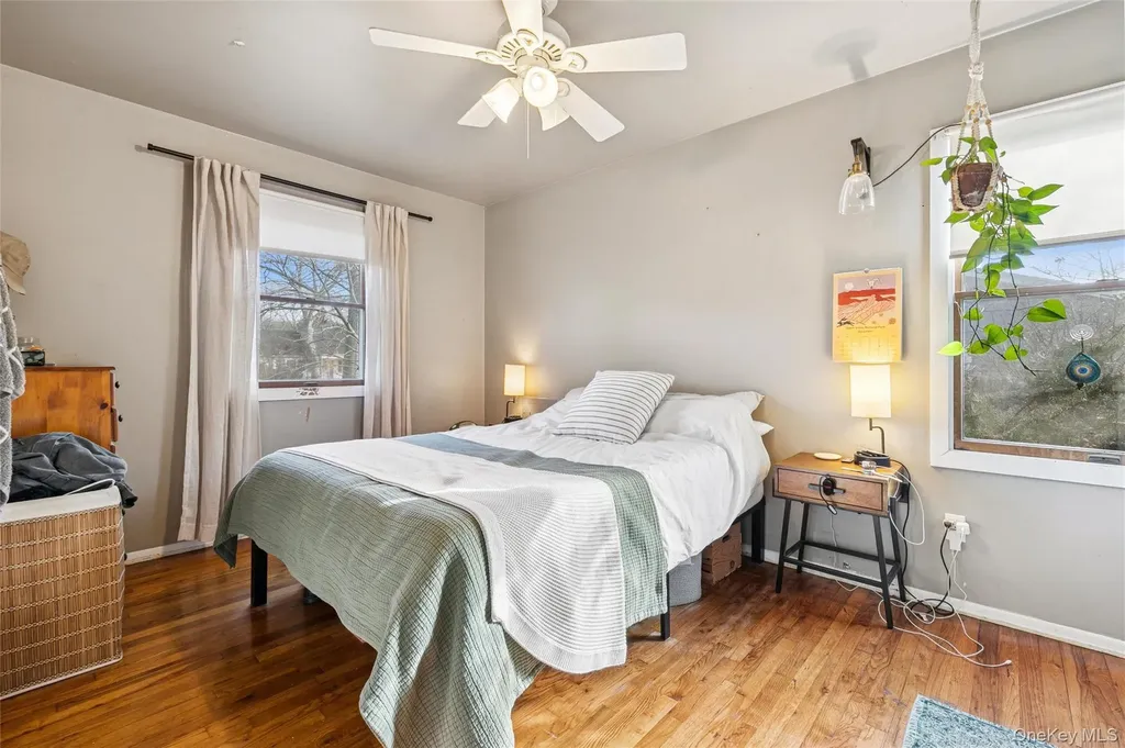 5 Rutyna Circle Hampton Bays NY 11946