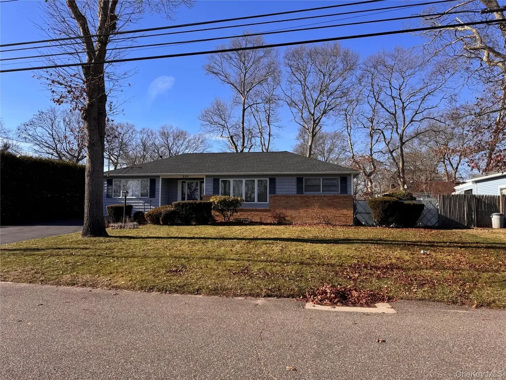 210 Schoenfeld Boulevard Patchogue NY 11772