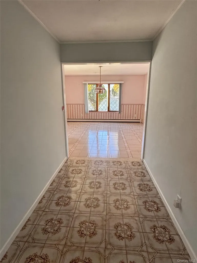 210 Schoenfeld Boulevard Patchogue NY 11772