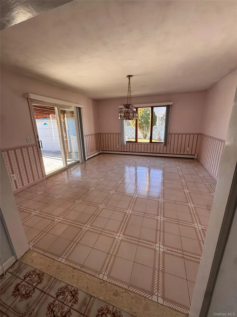210 Schoenfeld Boulevard Patchogue NY 11772