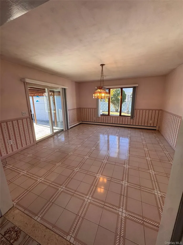 210 Schoenfeld Boulevard Patchogue NY 11772