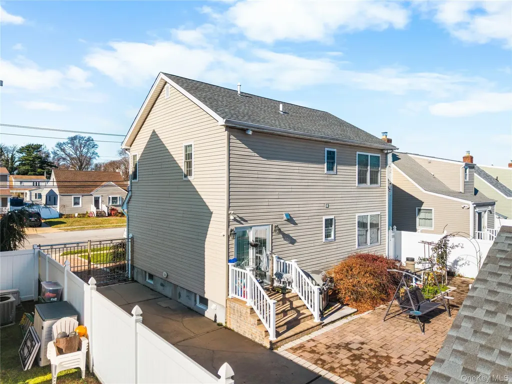 2421 Atlantic Boulevard Wantagh NY 11793