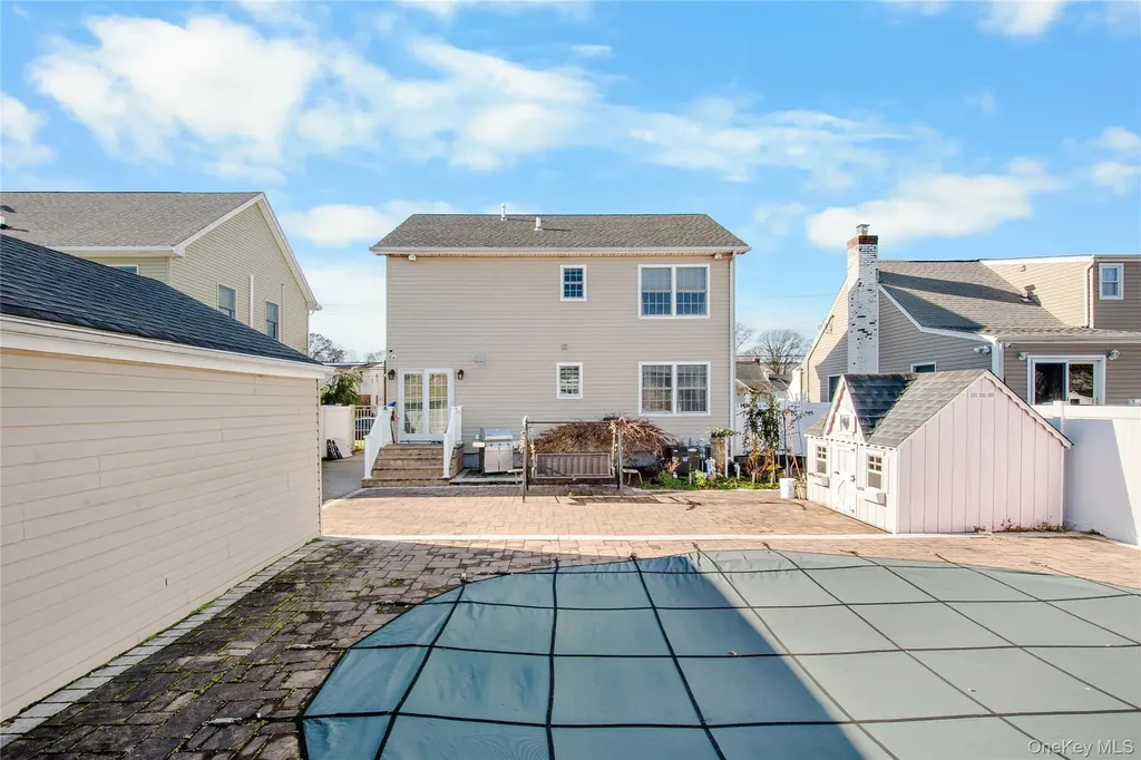 2421 Atlantic Boulevard Wantagh NY 11793
