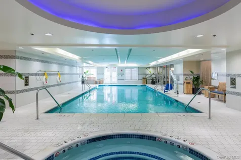 3000 Royal Court North Hills NY 11040