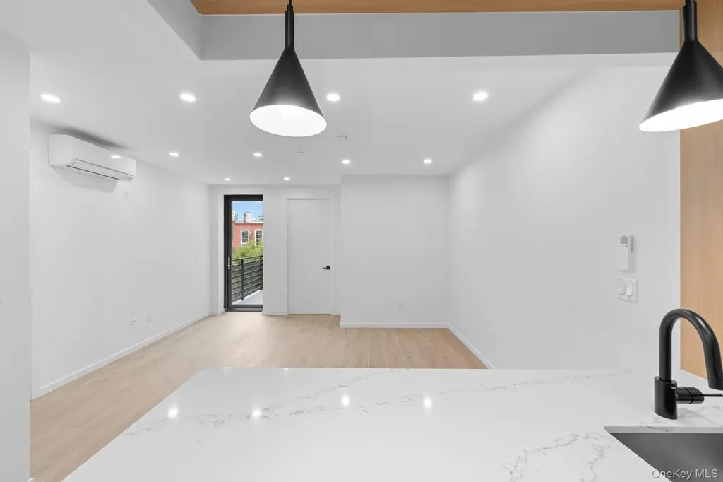 366 Harman Street Brooklyn NY 11237