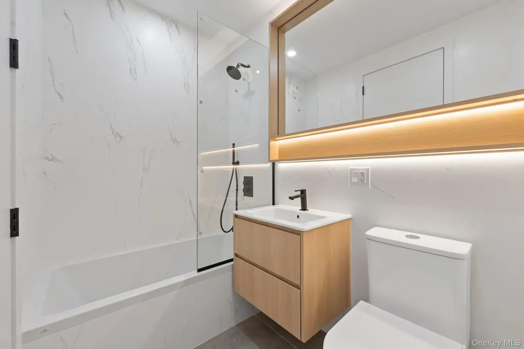 366 Harman Street Brooklyn NY 11237
